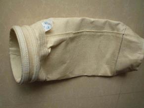 解析高(gao)溫除塵布(bu)袋的優勢(shi)特征、加工(gong)方式及注(zhu)意事項